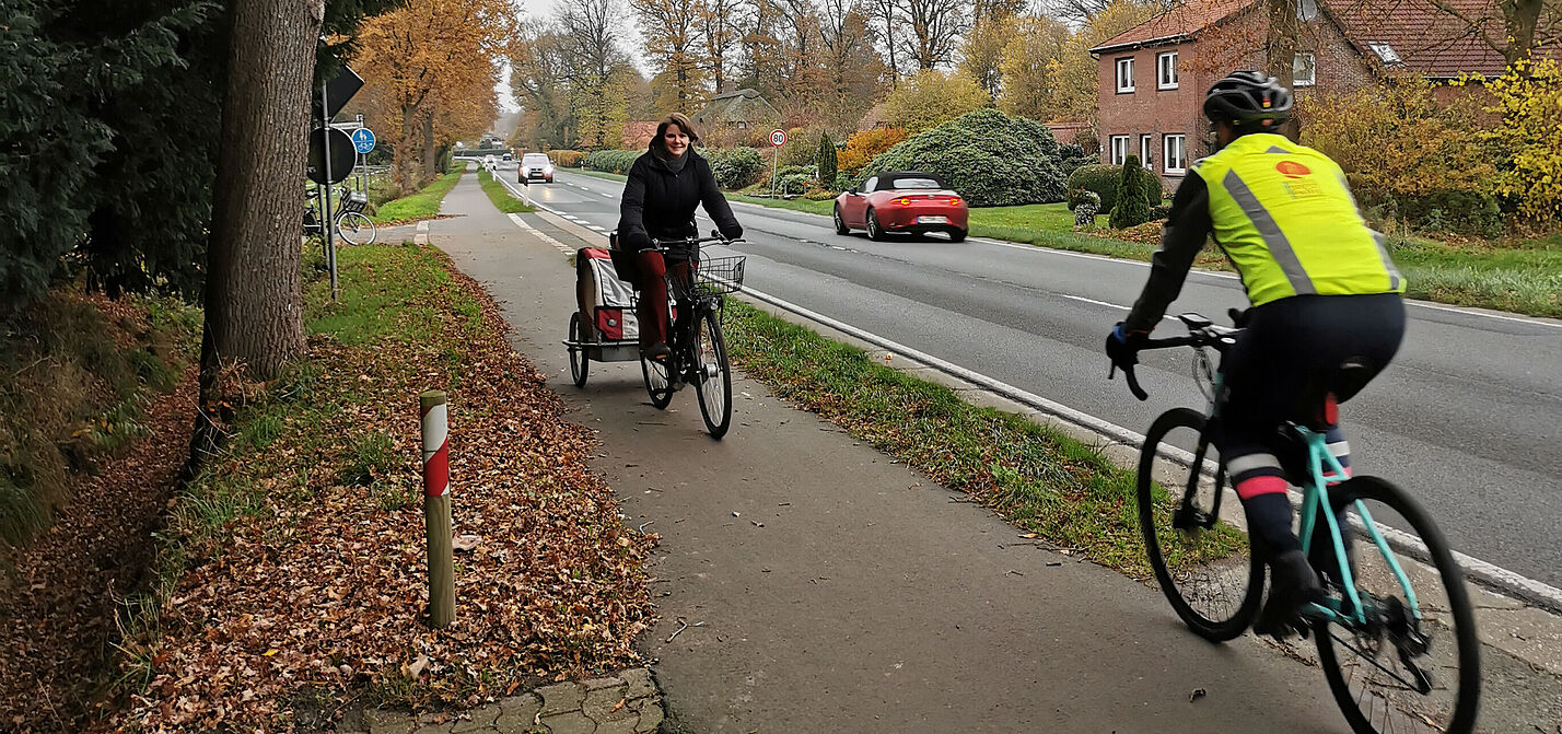 Auf dem Radweg zwischen Rastede und Wahnbek kann es im Begegnungsverkehr eng werden.