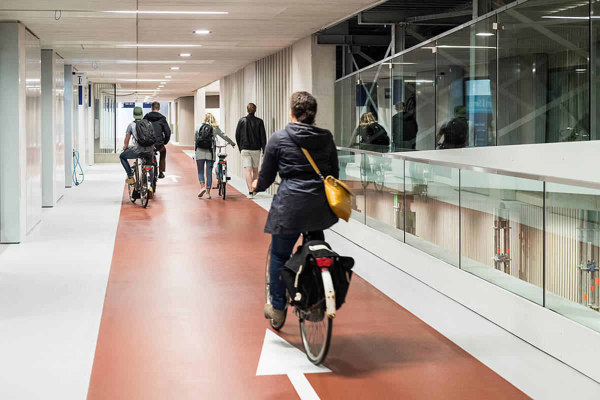 Fahrradparkhaus am Hauptbahnhof in Utrecht.